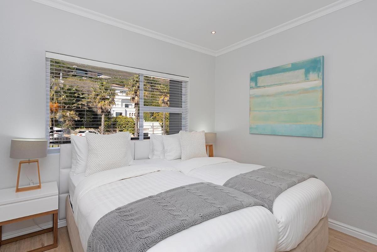 Stunning Sea View Apartment - Camps Bay 케이프타운 외부 사진