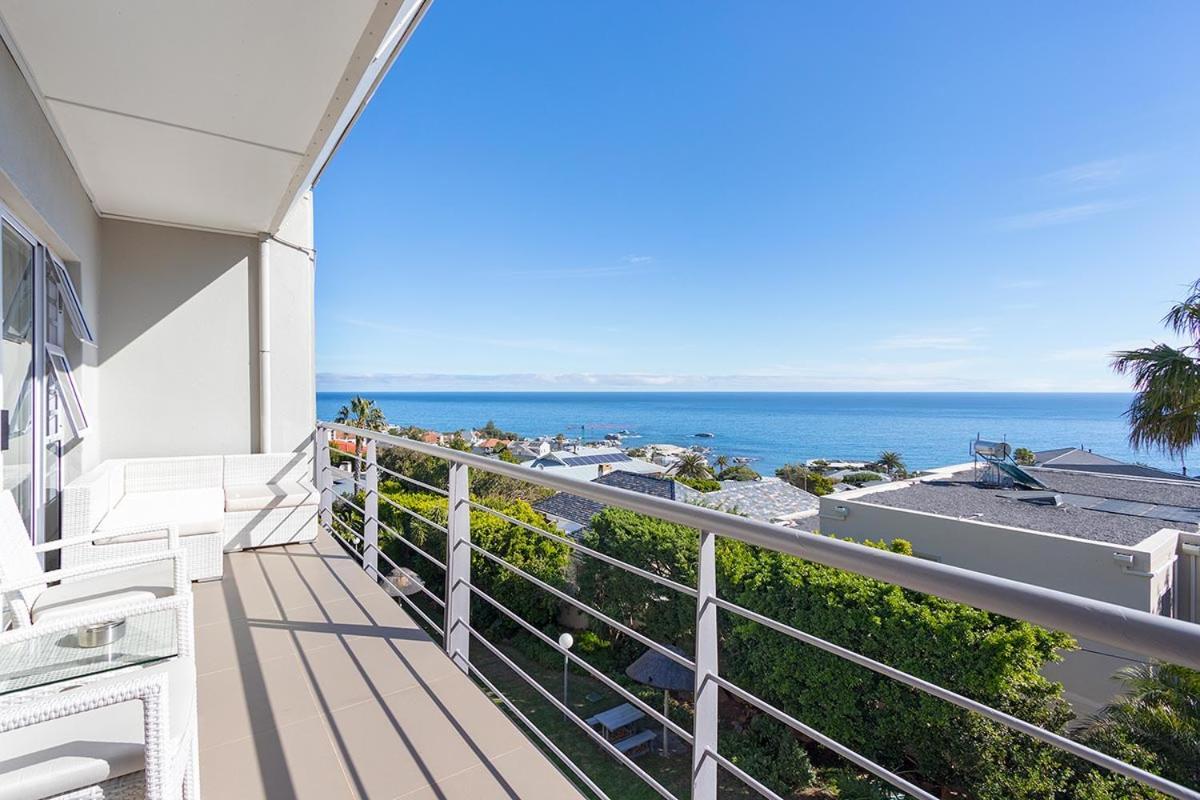 Stunning Sea View Apartment - Camps Bay 케이프타운 외부 사진