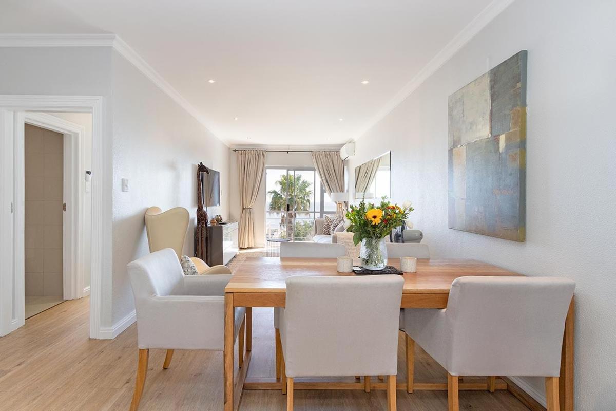 Stunning Sea View Apartment - Camps Bay 케이프타운 외부 사진
