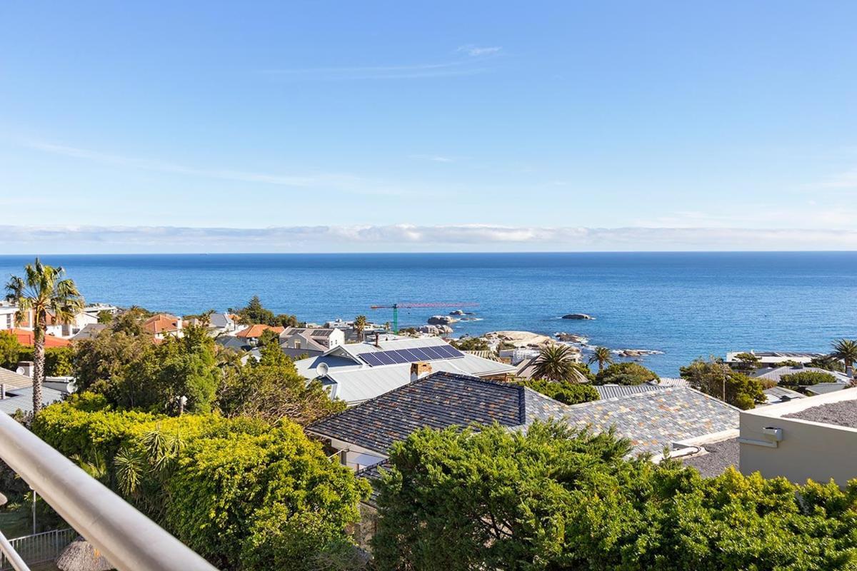 Stunning Sea View Apartment - Camps Bay 케이프타운 외부 사진